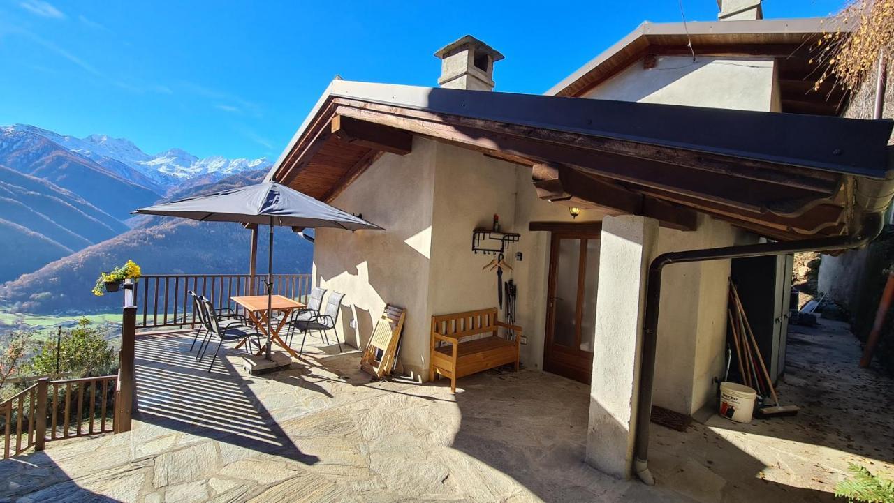 Independent Chalet With Breathtaking View Villar Pellice Exterior photo